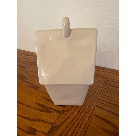 Rae Dunn WILD birdhouse - Picture 4 of 5